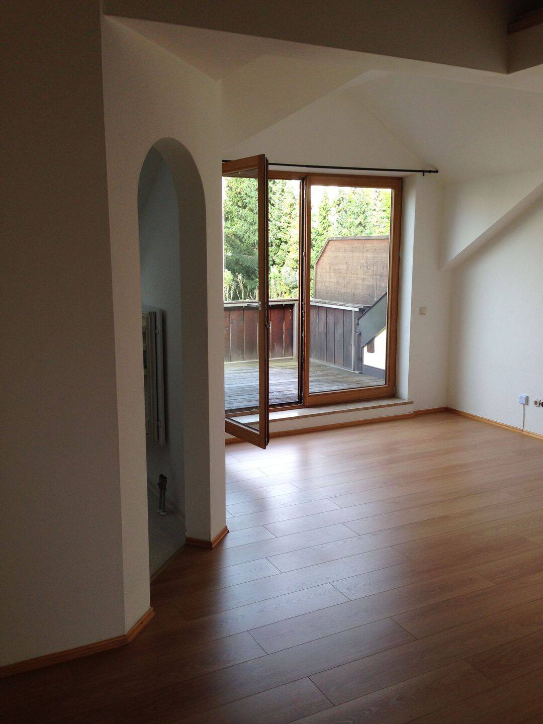 Kleine Tachterrassenwohnung ab 01.11.2026, 83026 Rosenheim (Aising Happing Pang Süd)