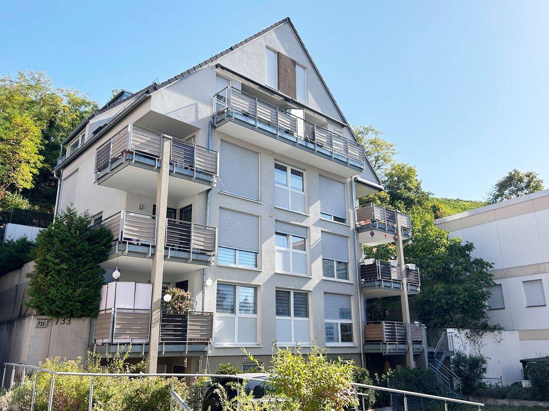 S-Obertürkheim: „Zwischen Reben und Lebensgefühl“ Hochwertige 4-Zi.-ETW, Terrasse, TG-Stellplatz, 70329 Stuttgart (Hedelfingen Obertürkheim Rohracker Uhlbach)