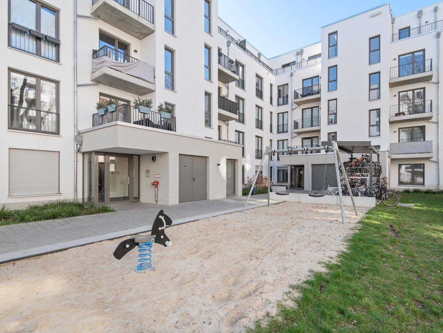 2-Zimmer-Wohnung mit Terrasse in Charlottenburg, 10589 Berlin (Charlottenburg-Wilmersdorf Charlottenburg Kolonie Gerickes Hof)