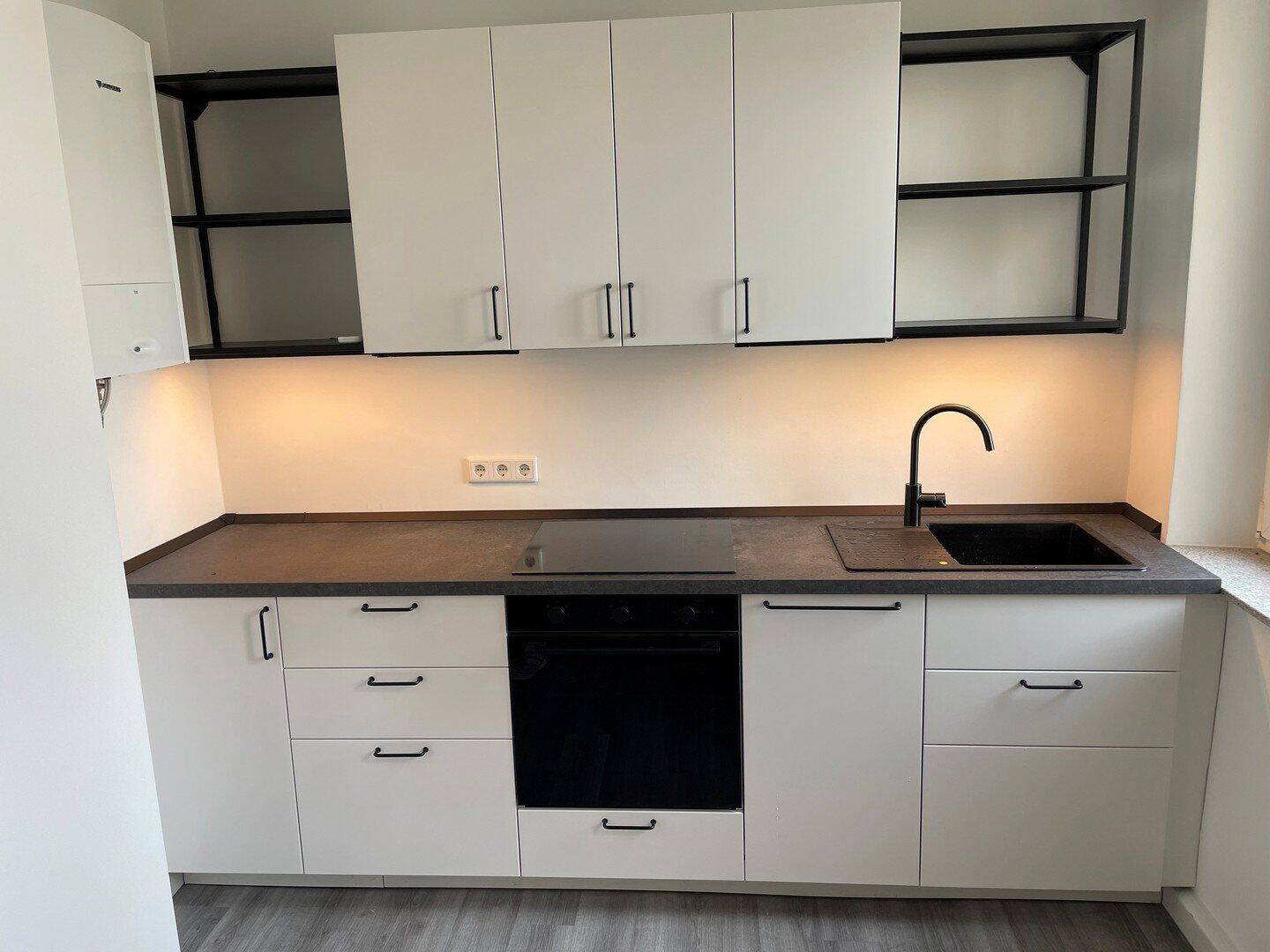 Frisch renovierte 2Zi-Whg. – Bad & Küche neu, 90443 Nürnberg