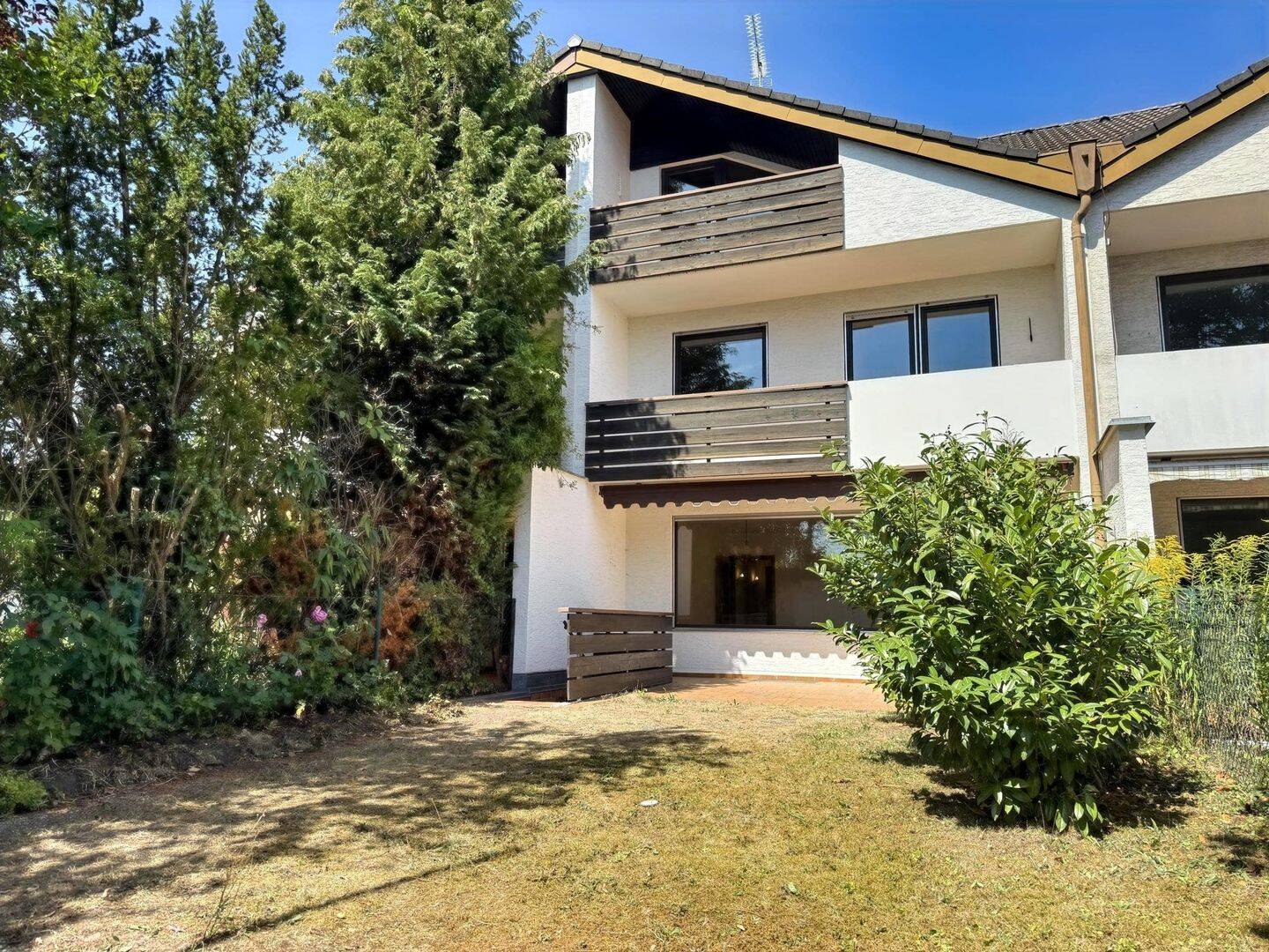 Reihenmittelhaus in Augsburg-Göggingen – Viel Platz für Familien, 86199 Augsburg (Bergheim Göggingen Haunstetten Inningen)