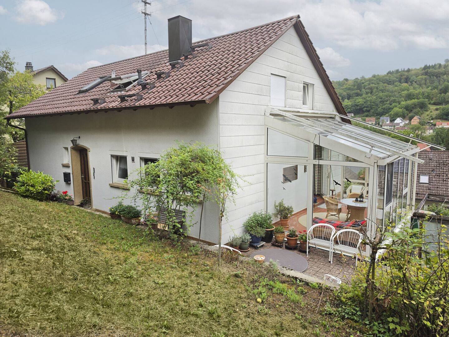 Gepflegtes Einfamilienhaus in ruhiger Lage mit herrlichem Ausblick, 74670 Forchtenberg