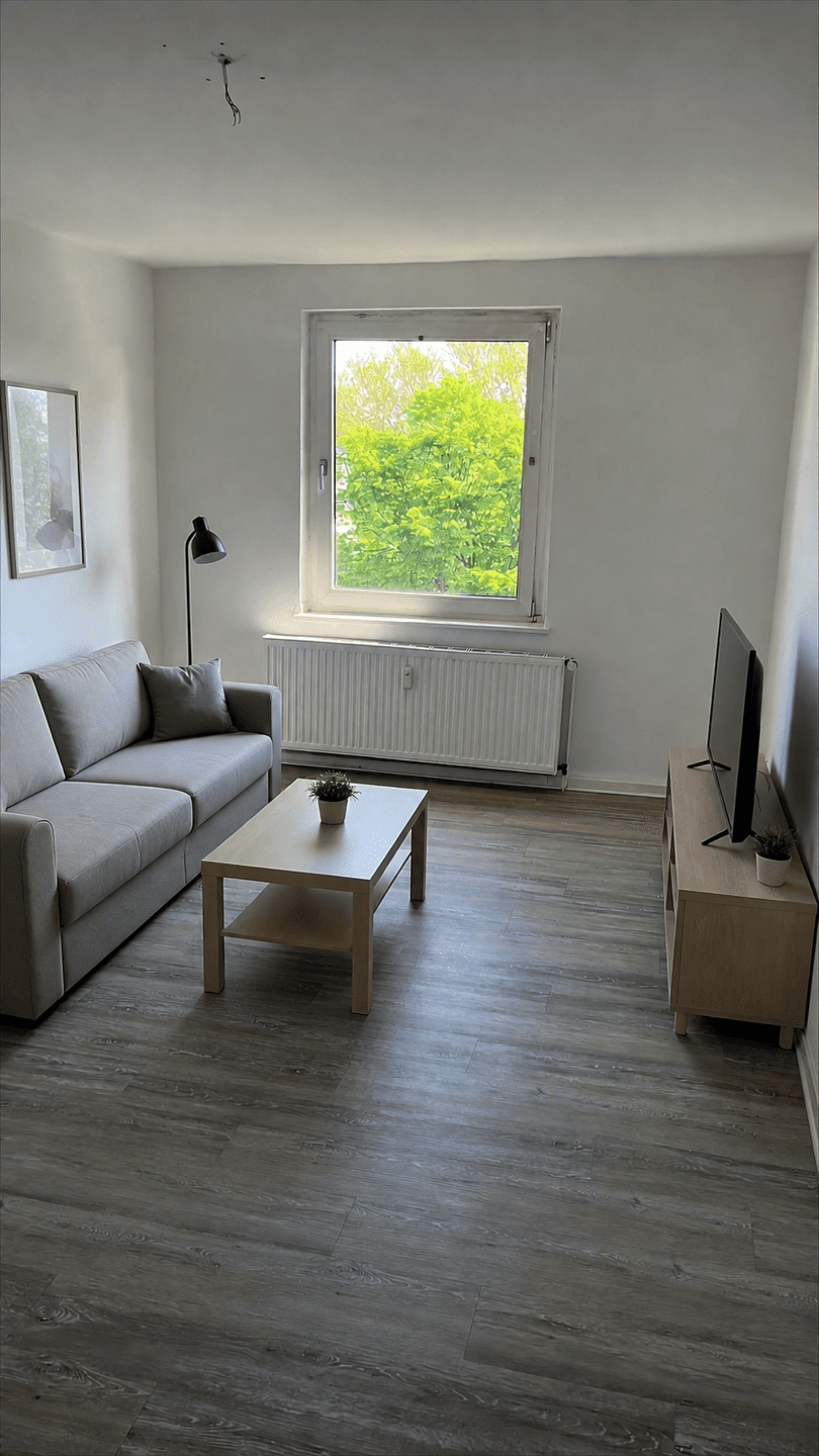 2-Zimmer-DG-Wohnung in Bilk – zwischen Uniklinik und Heinrich-Heine-Universität, 40225 Düsseldorf (Bilk Flehe Oberbilk Wersten)