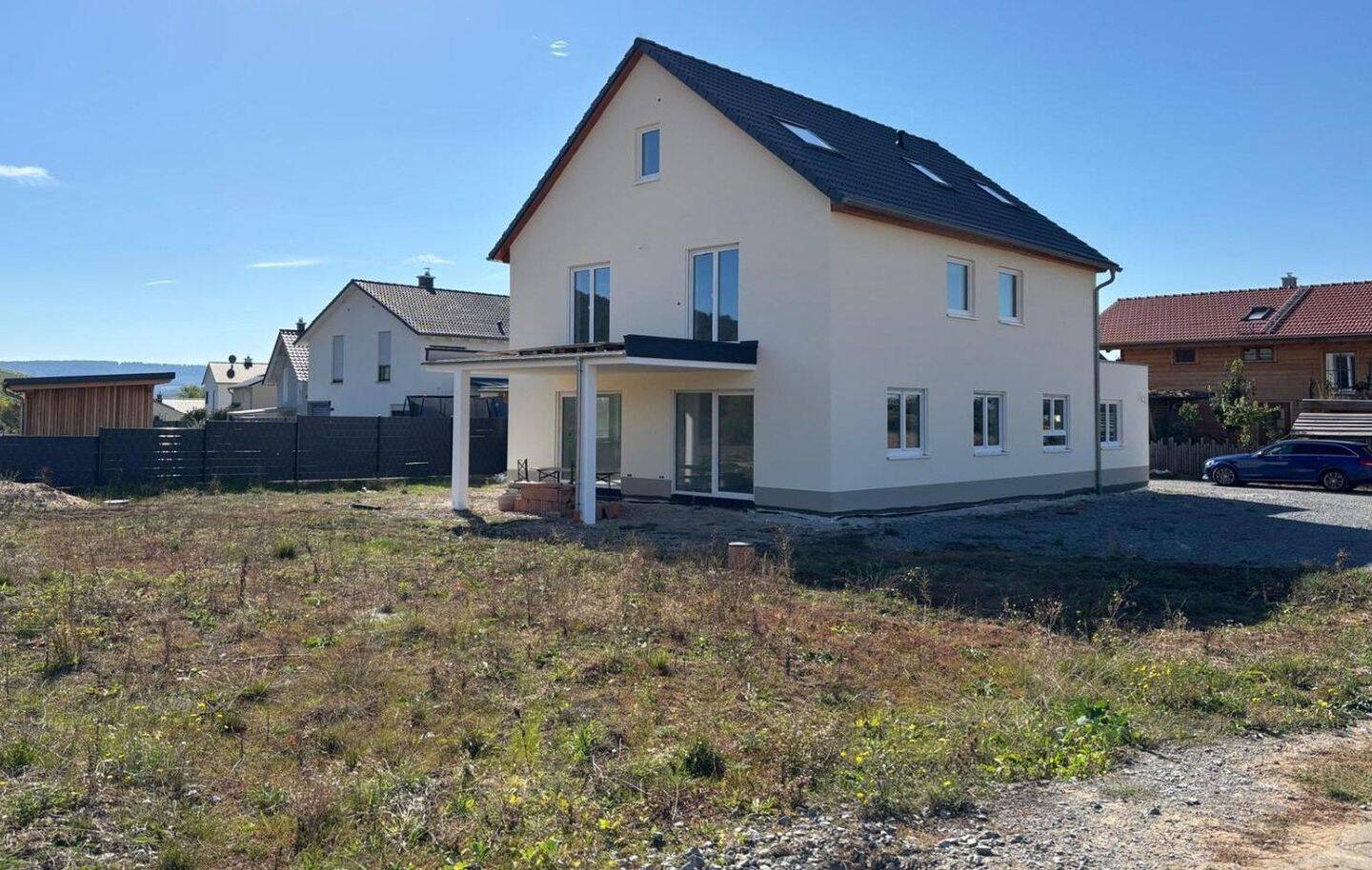 3 Zimmer EG-Wohnung mit traumhaftem Ausblick, großer Terrasse + Garten, 97516 Oberschwarzach