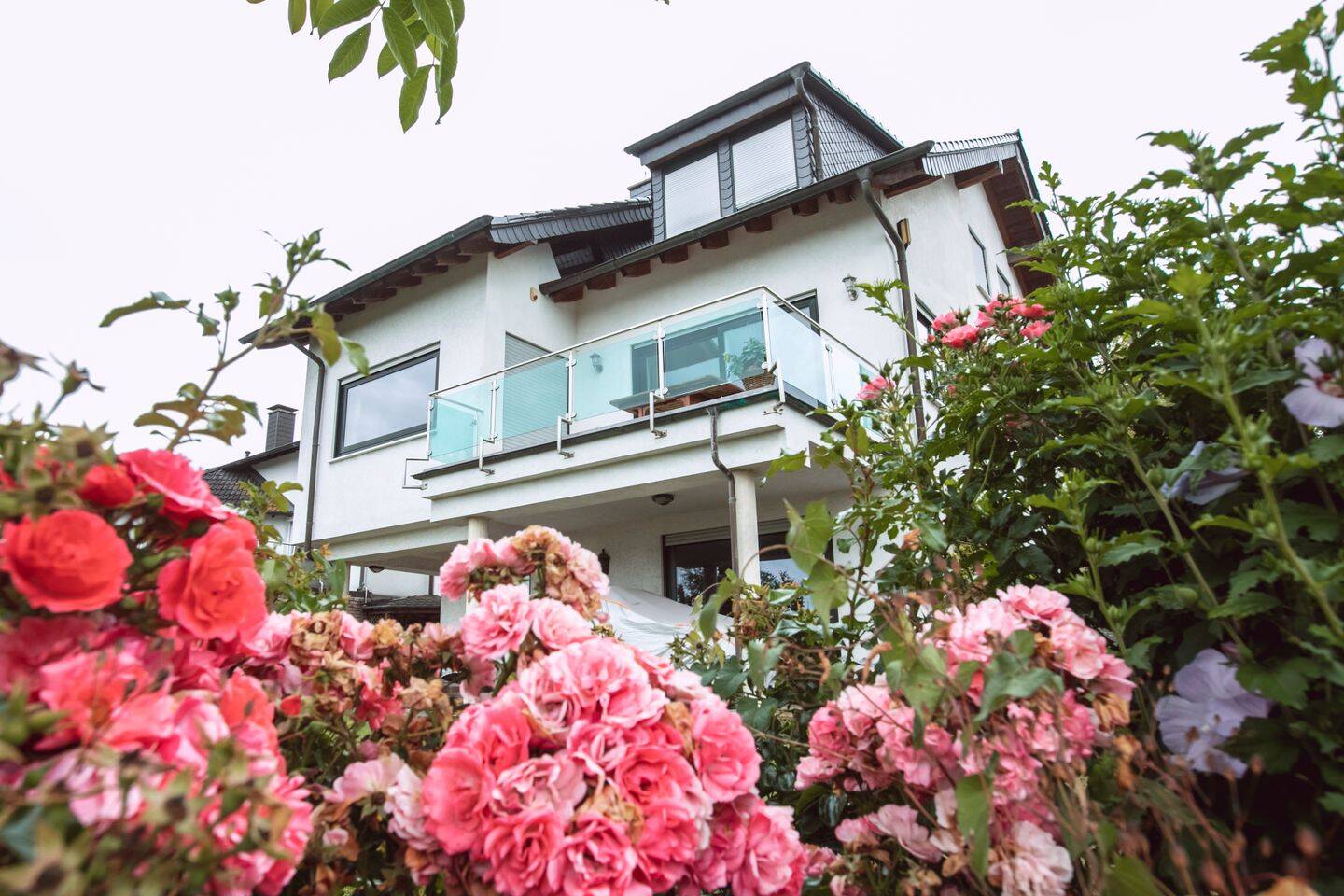 Wohnen, leben, genießen – Großzügiges Einfamilienhaus mit Weitblick und Bar in Wetter-Wengern, 58300 Wetter (Ruhr)