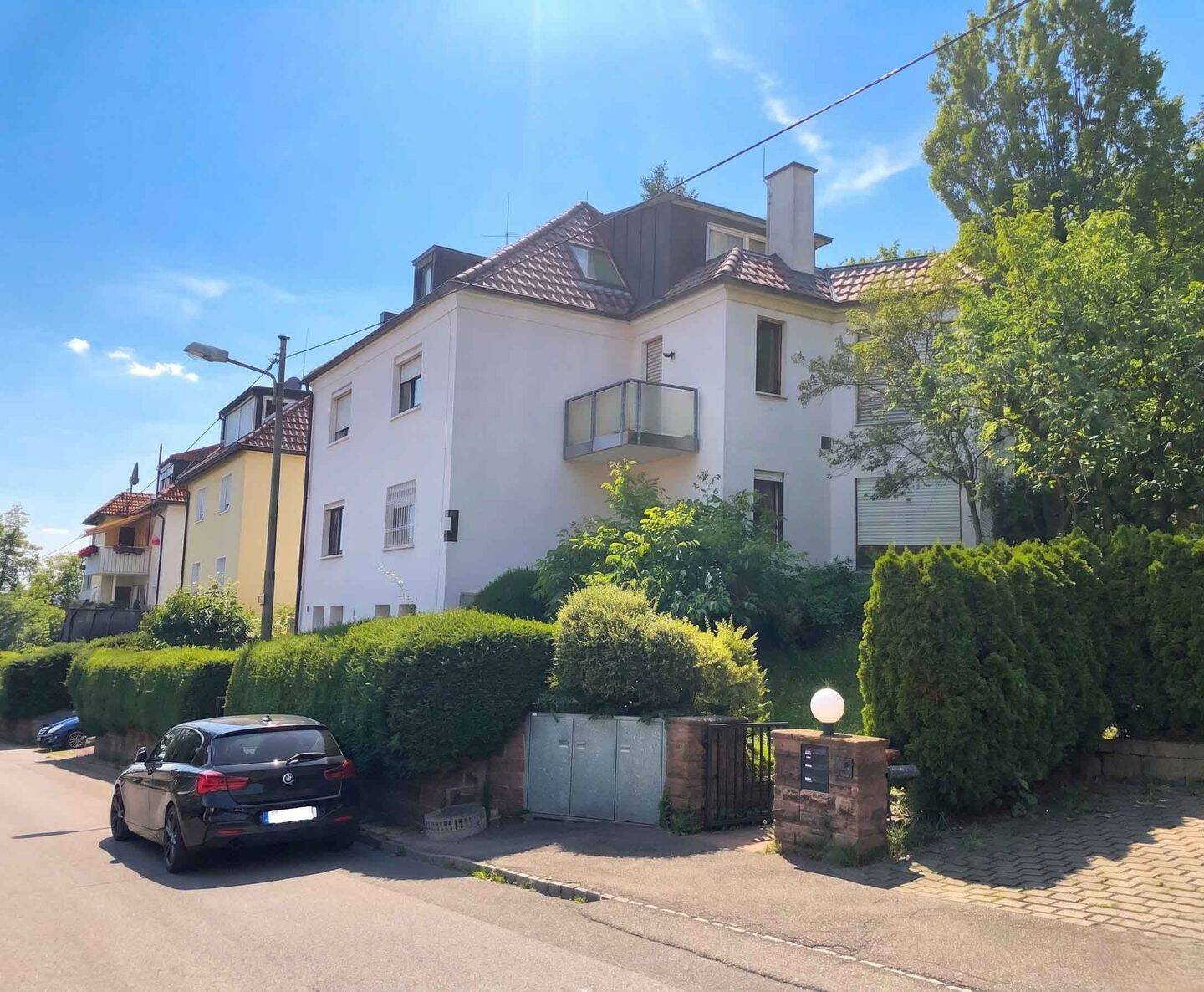 Schöne Erdgeschosswohnung in Halbhöhenlage, 70186 Stuttgart (Ost)