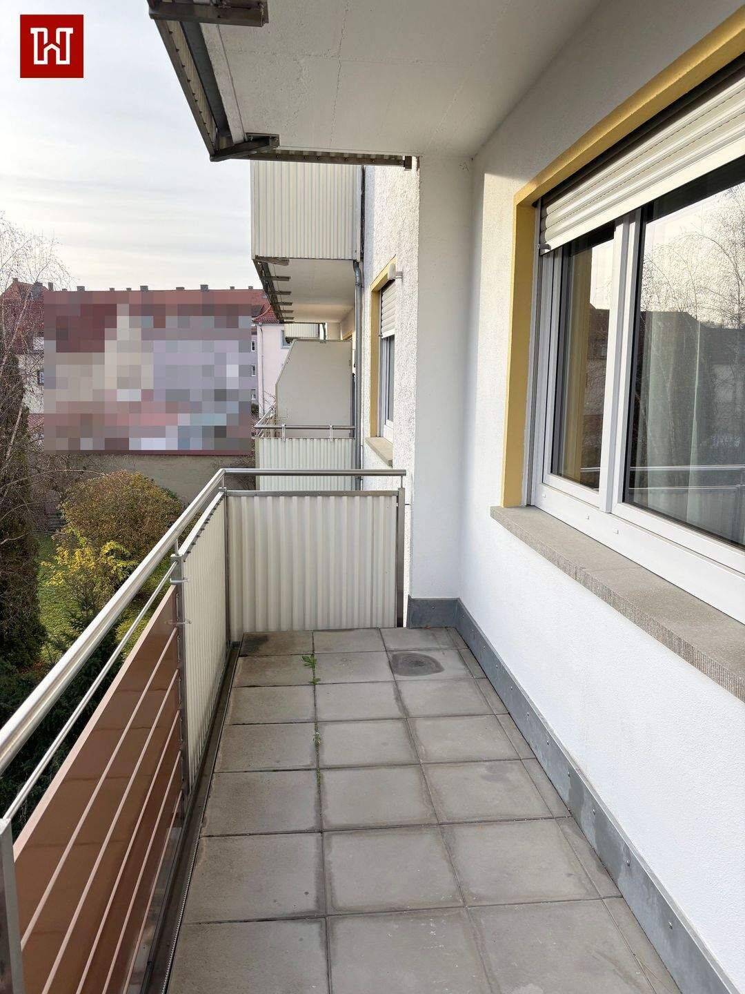 Gut geschnittene 3 Zimmerwohnung mit zwei Balkonen !, 97318 Kitzingen