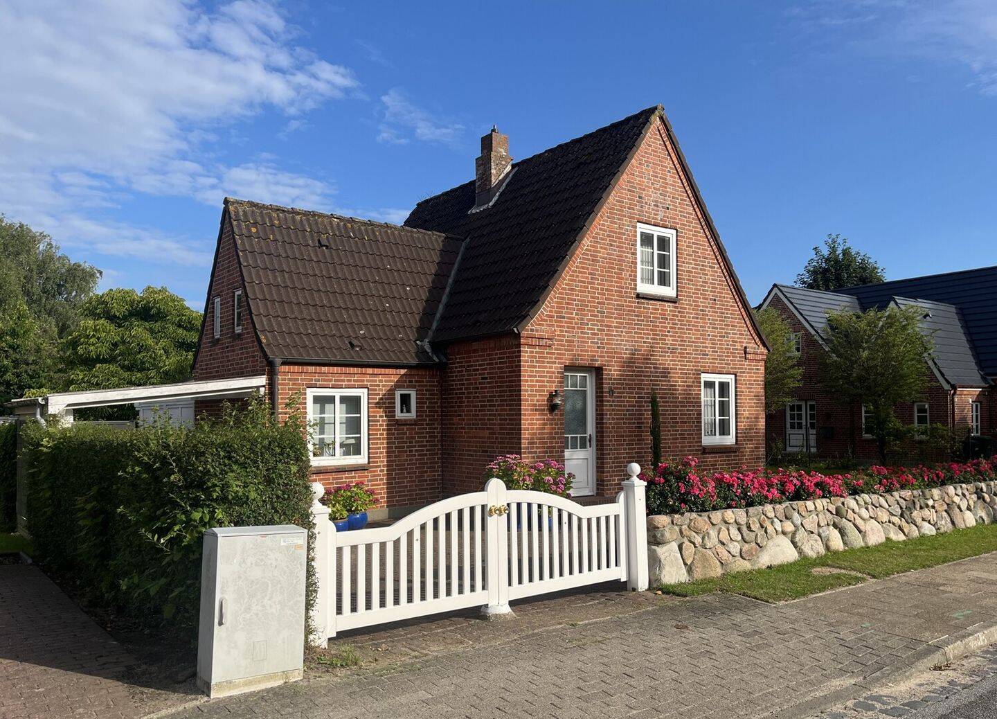 Charmant und sehr gepflegt: Kleines Traumhaus in begehrter Lage mit Potential, 25938 Wyk auf Föhr