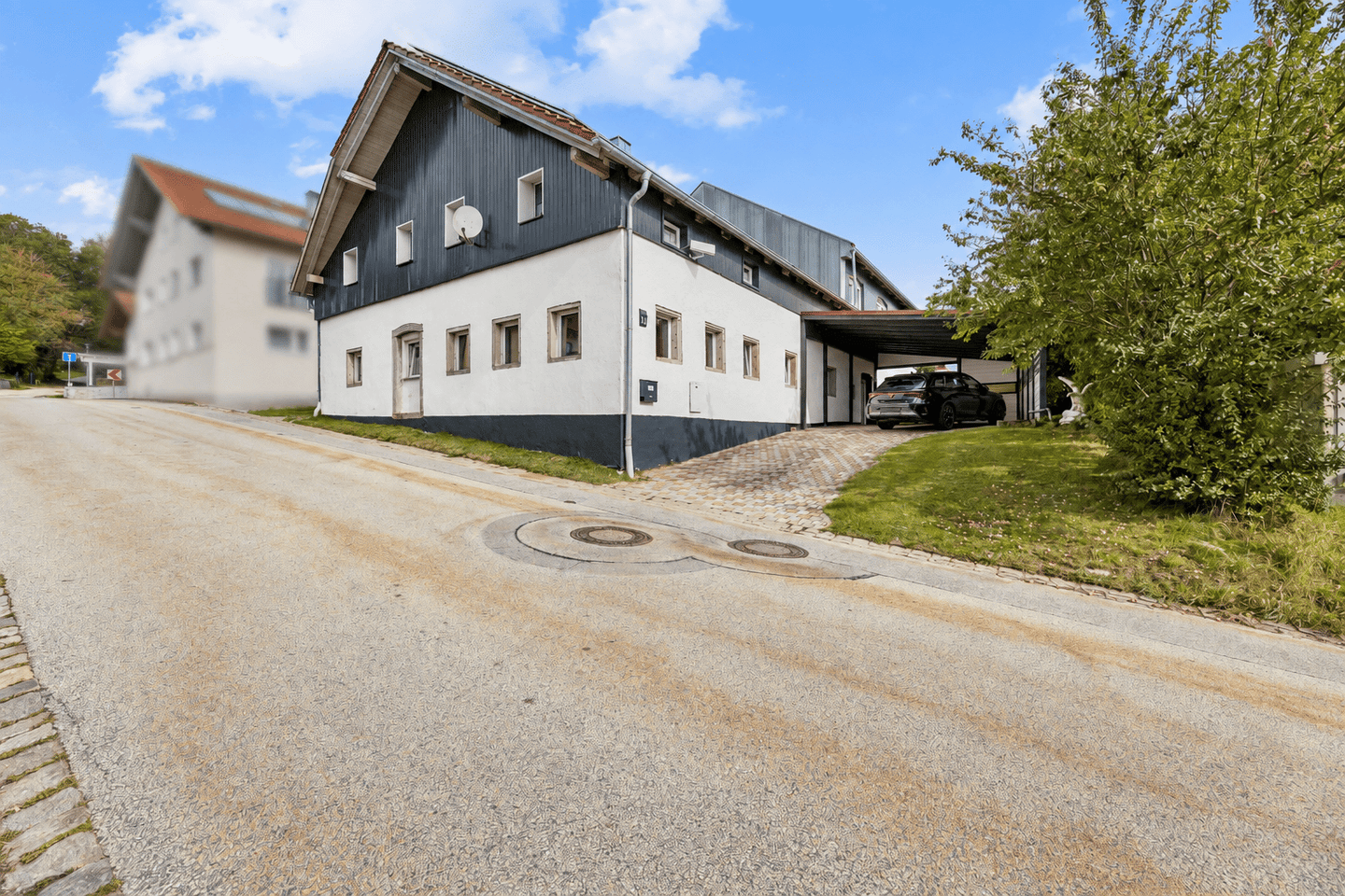 Viel Platz für Familie, Garten & Hobby – mit großer Werkstatt und PV-Anlage, 94110 Wegscheid