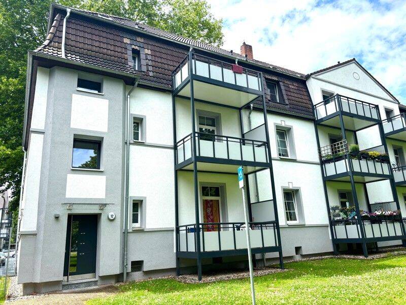 Wohnen in parkähnlicher Umgebung: großzügige 2-Zimmer-Wohnung mit besonderem Charme, 44357 Dortmund (Bodelschwingh Nette Oestrich Westerfilde)