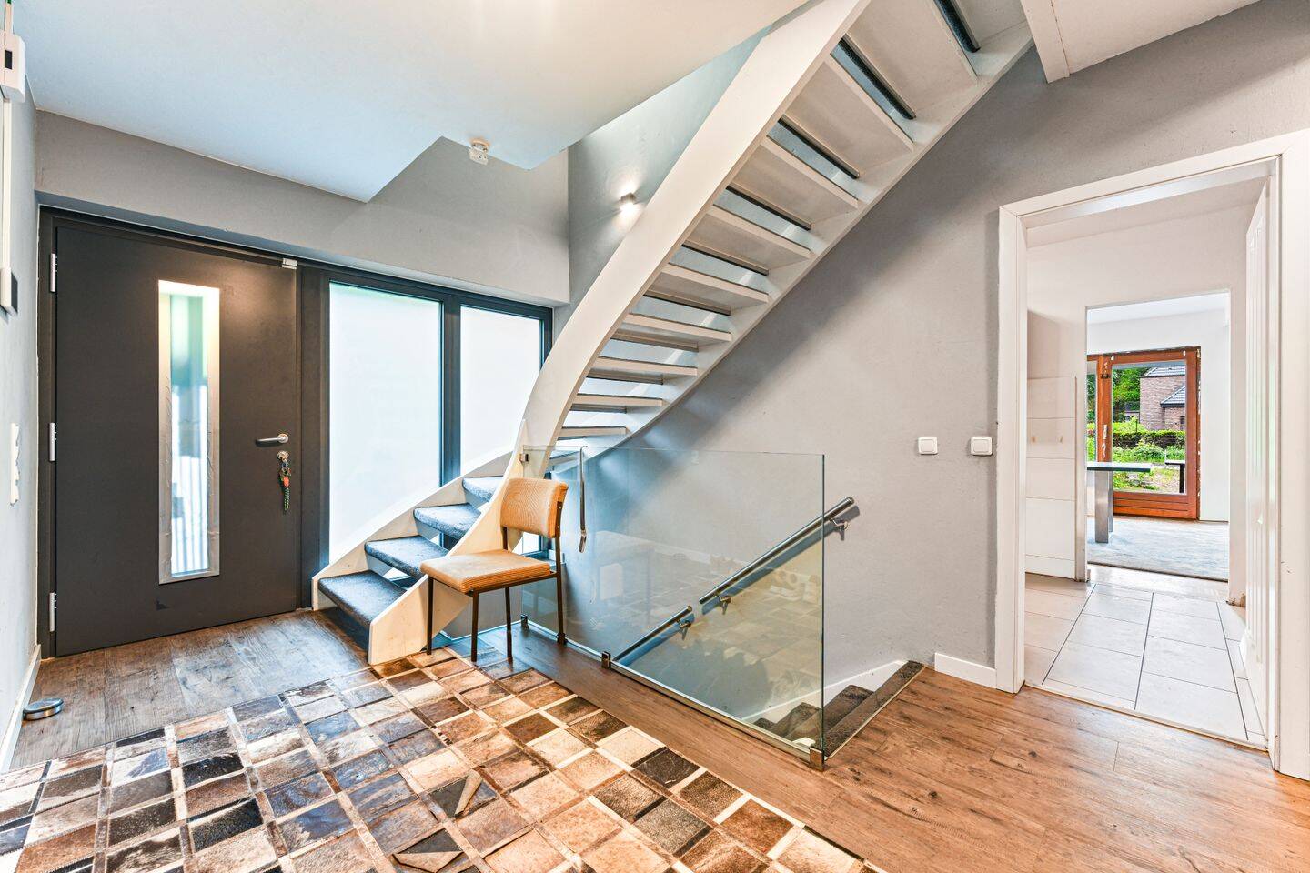 Ein Haus für das echte Familienleben – viel Platz in Hamburg-Rissen, 22559 Hamburg (Altona Rissen)