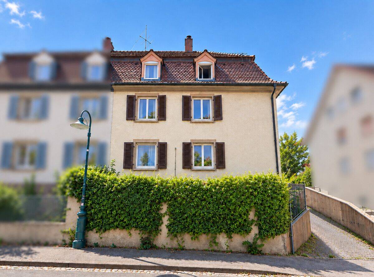 Attraktives vermietetes 3-Parteienhaus in Freiburg-Zähringen, 79104 Freiburg im Breisgau