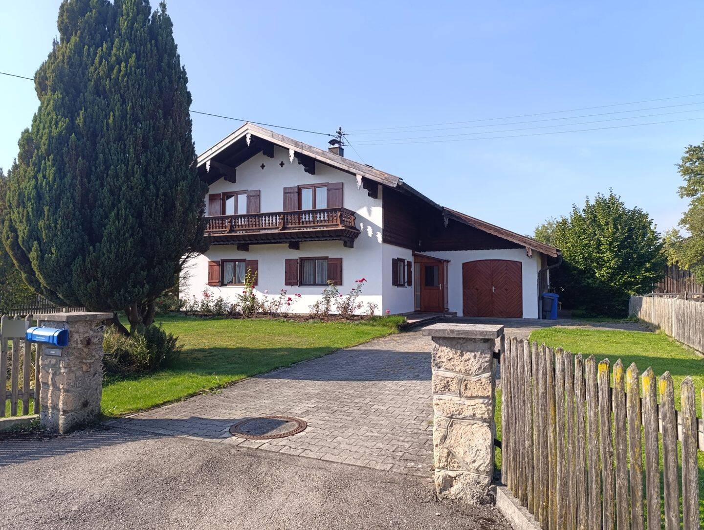 762 m² Grundstück in sonniger Südwestlage – Einfamilienhaus mit viel Potenzial in Mitterdarching, 83626 Valley