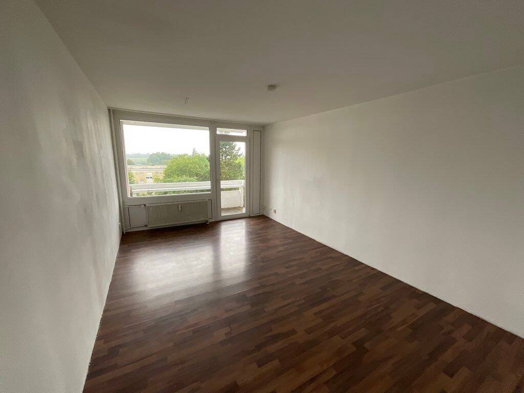 3 Zimmer Wohnung im Herzen von Mettenhof., 24109 Kiel (Hasseldieksdamm Mettenhof)