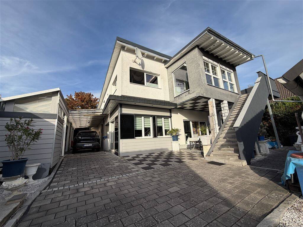 Edles Wohnambiente! Bungalowähnliche Komfortwohnung in Toplage Eichenzell OT, 36124 Eichenzell