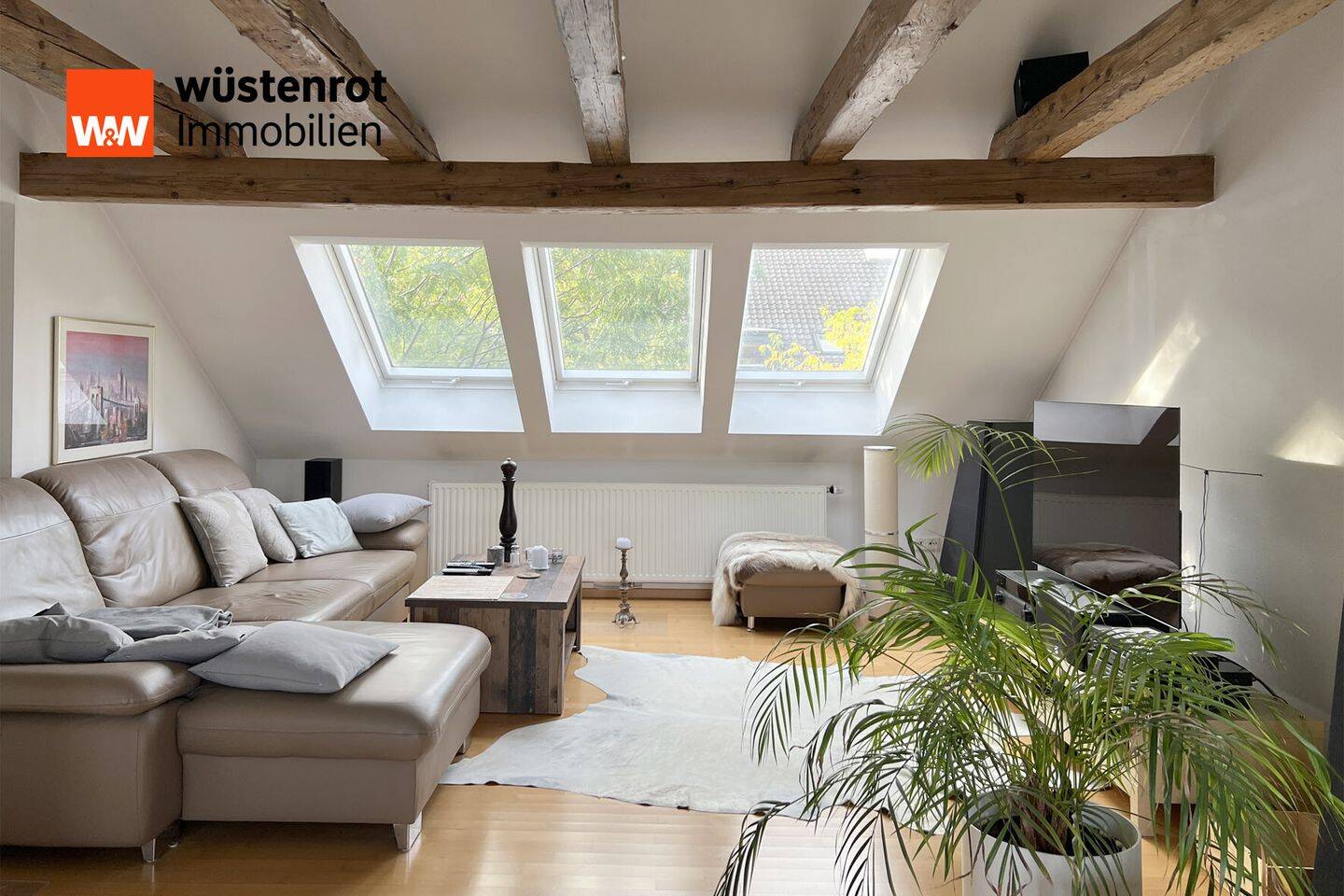 5,5 Zimmer mit Galerie und Dachloggia: Wohnen über den Dächern von Ludwigsburg, 71634 Ludwigsburg