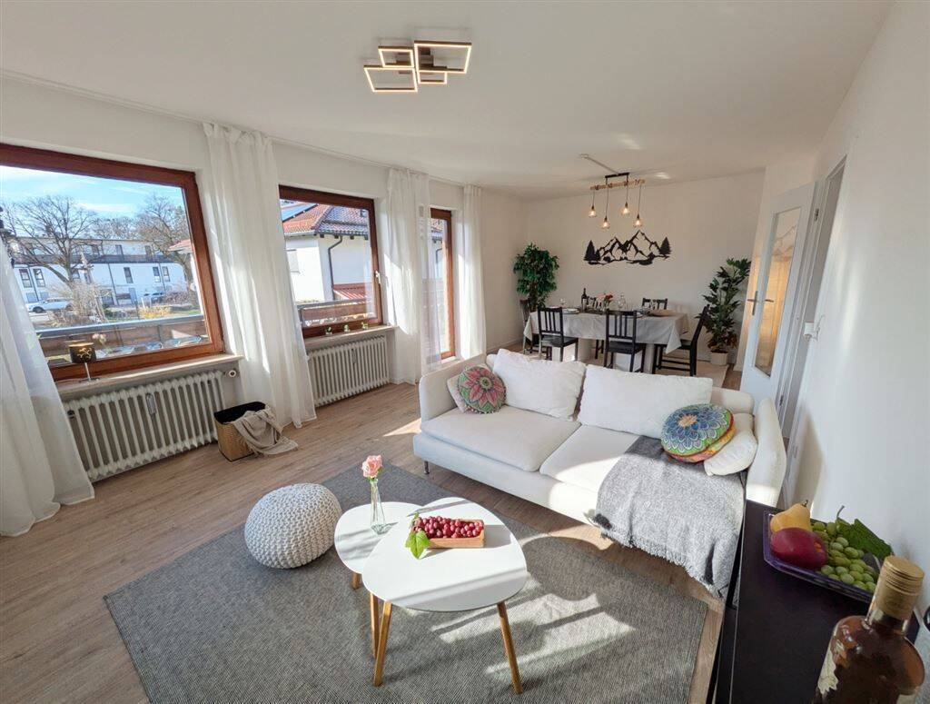 Einziehen & wohlfühlen – modernisierte 2-Zimmer-Wohnung mit großem Südbalkon, 86825 Bad Wörishofen