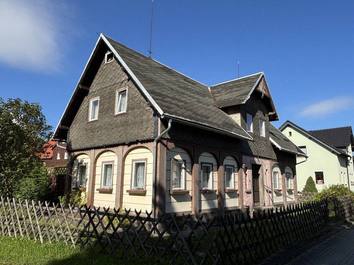 Umgebindewohnhaus mit Nebengebäude, 2727 Ebersbach-Neugersdorf