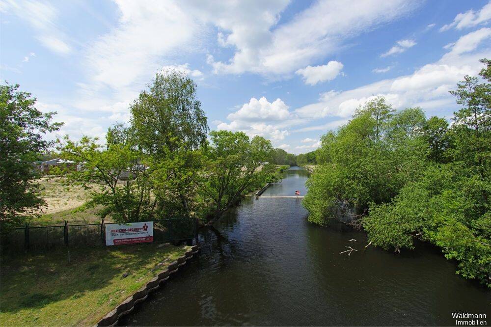 Großzügiges Wohnen mit Wasserblick – modernes Reihenendhaus mit Dachterrasse auf 502 m² Grundstück., 13587 Berlin (Spandau Hakenfelde Kolonie Wannseeaten Siedl. Wohnsiedlung Hakenfelde)