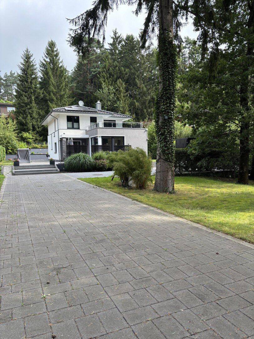 Haus sucht Familie-lichtdurchflutete Stadtvilla auf großem Grundstück, 21244 Buchholz in der Nordheide