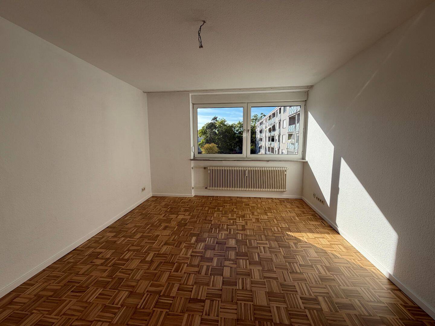 Renovierte 1-Zimmer-Wohnung in der Nürnberger Nordstadt, 90411 Nürnberg