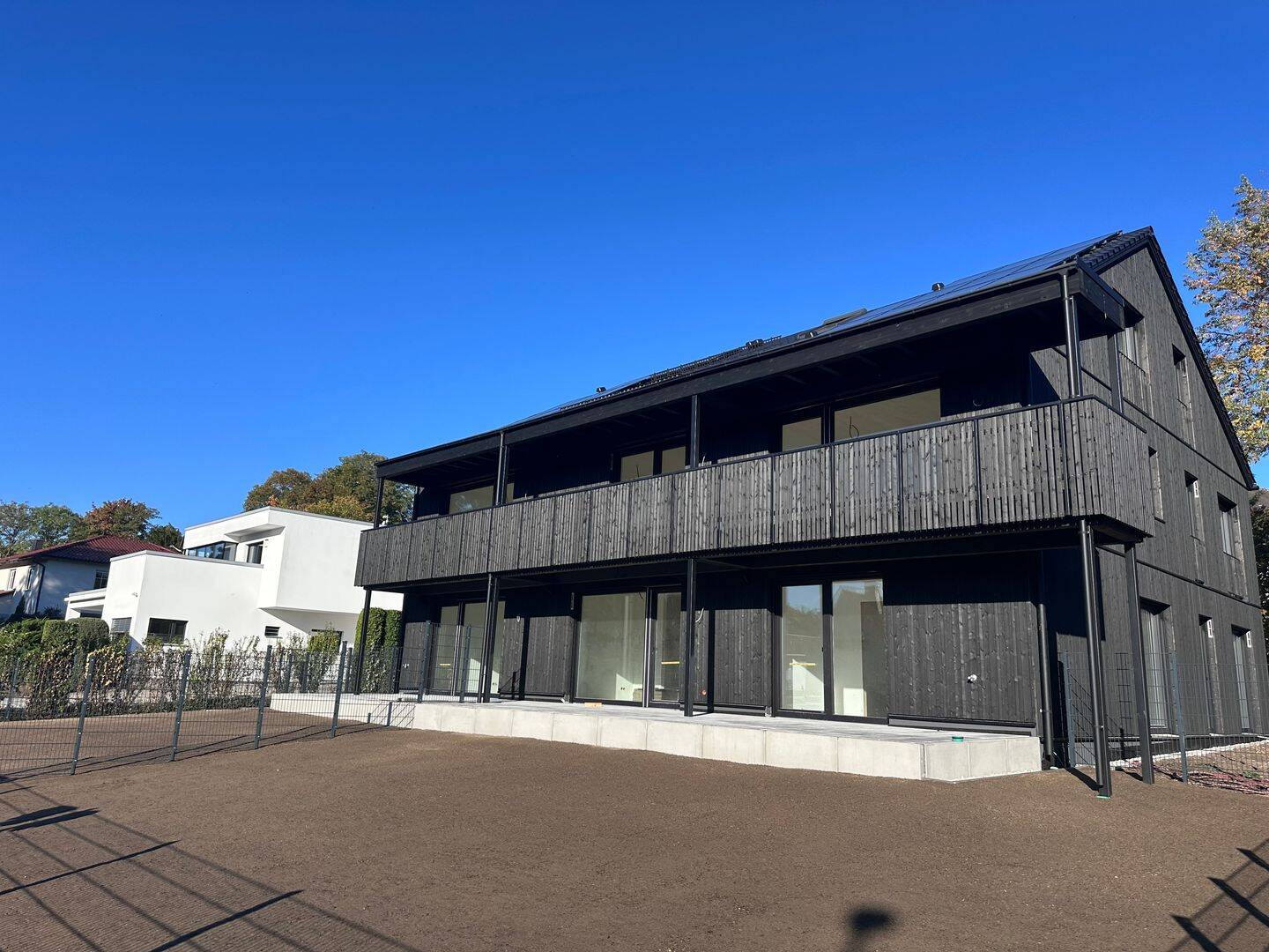 Erstbezug in Fürstenfeldbruck – stilvolle 2-Zimmer-Wohnung im KfW-40-Vollholzhaus, 82256 Fürstenfeldbruck