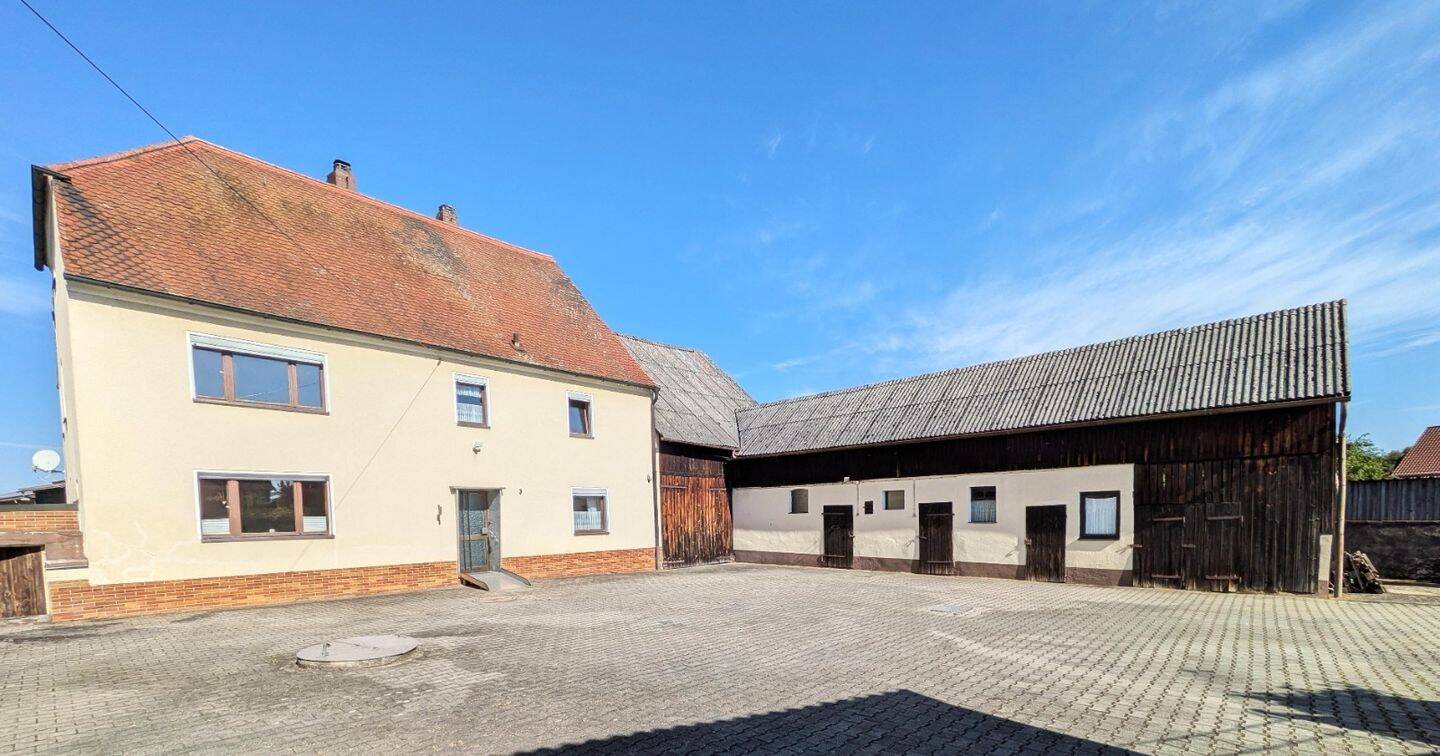 Ehemalige Hofstelle mit viel Platz, 92284 Poppenricht
