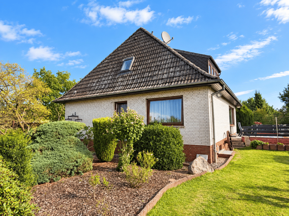 Großzügiger Bungalow mit Vollkeller und idyllischem Grundstück im Herzen von Ritterhude, 27721 Ritterhude