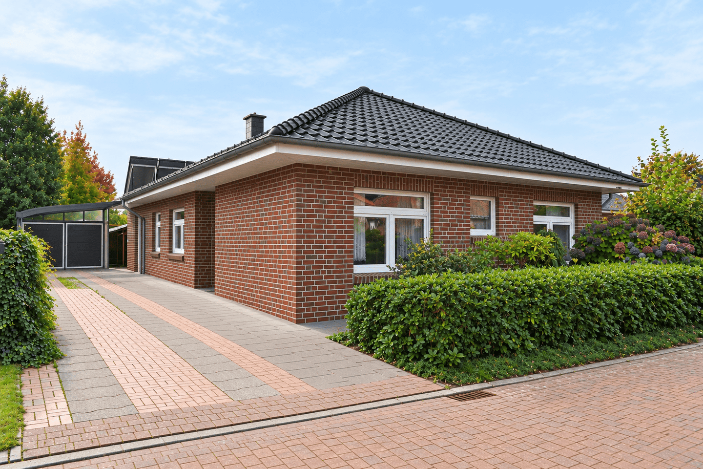 Effizienz trifft Premium-Lage: Durchdachter Bungalow in erstklassiger Adresslage von Zetel, 26340 Zetel