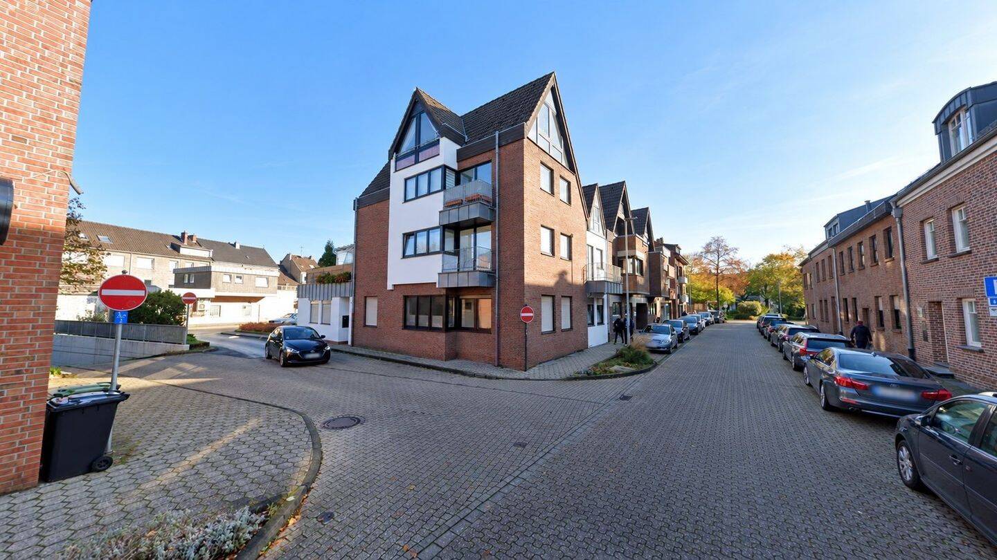 2 Zimmer-möbliert und mit eigenem Balkon, 47906 Kempen