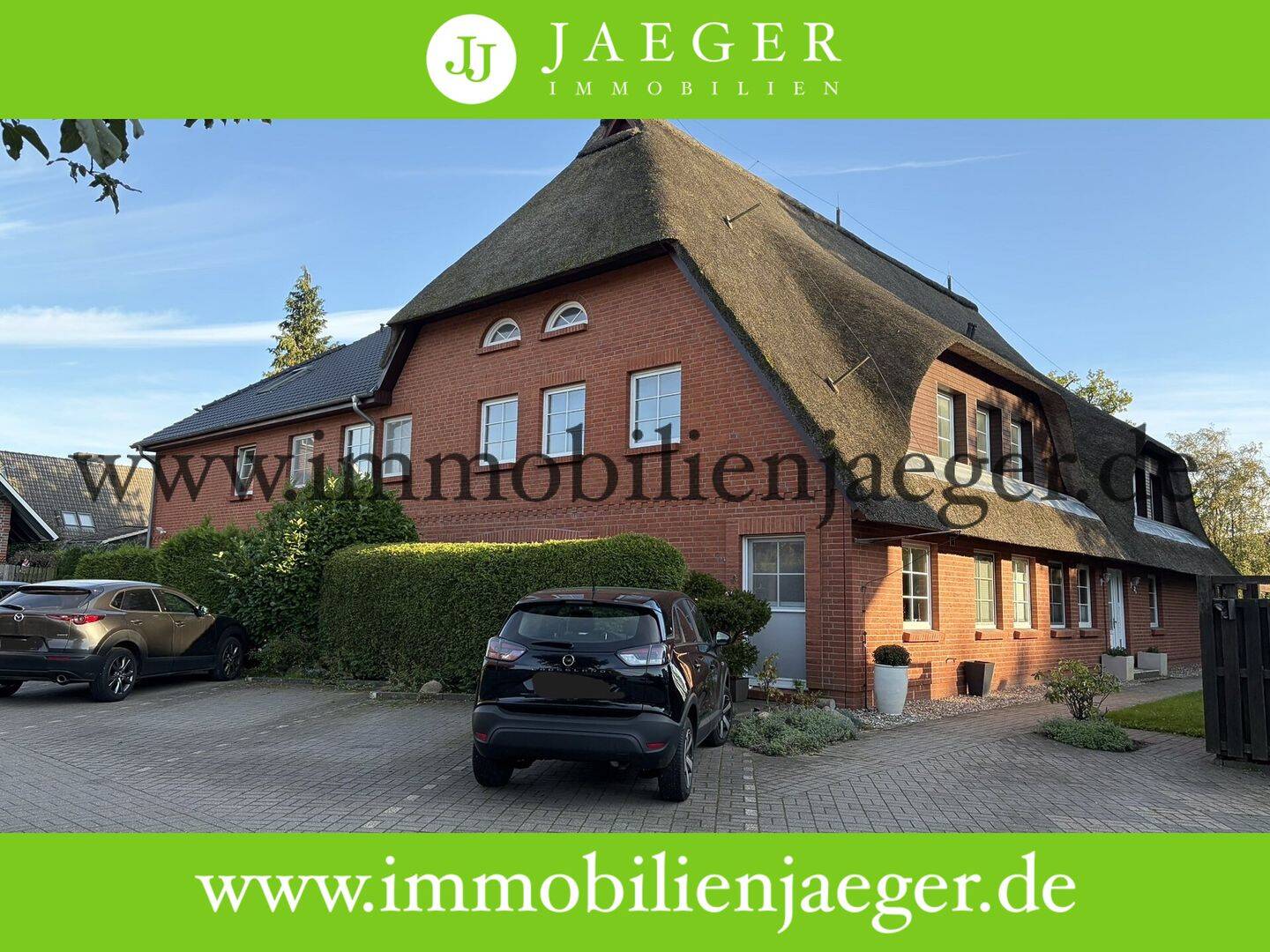Dörfliches Alt-Garstedt – neuwertige Maisonette-Wohnung mit Balkon und viel Platz, 22848 Norderstedt