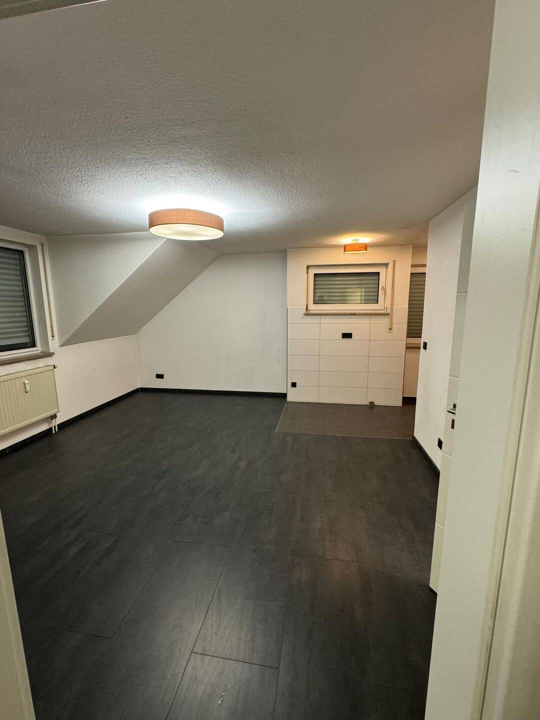 1 Monat Kaltmiete frei ! schöne 2-Zimmer Wohnung in top Lage !, 90765 Fürth