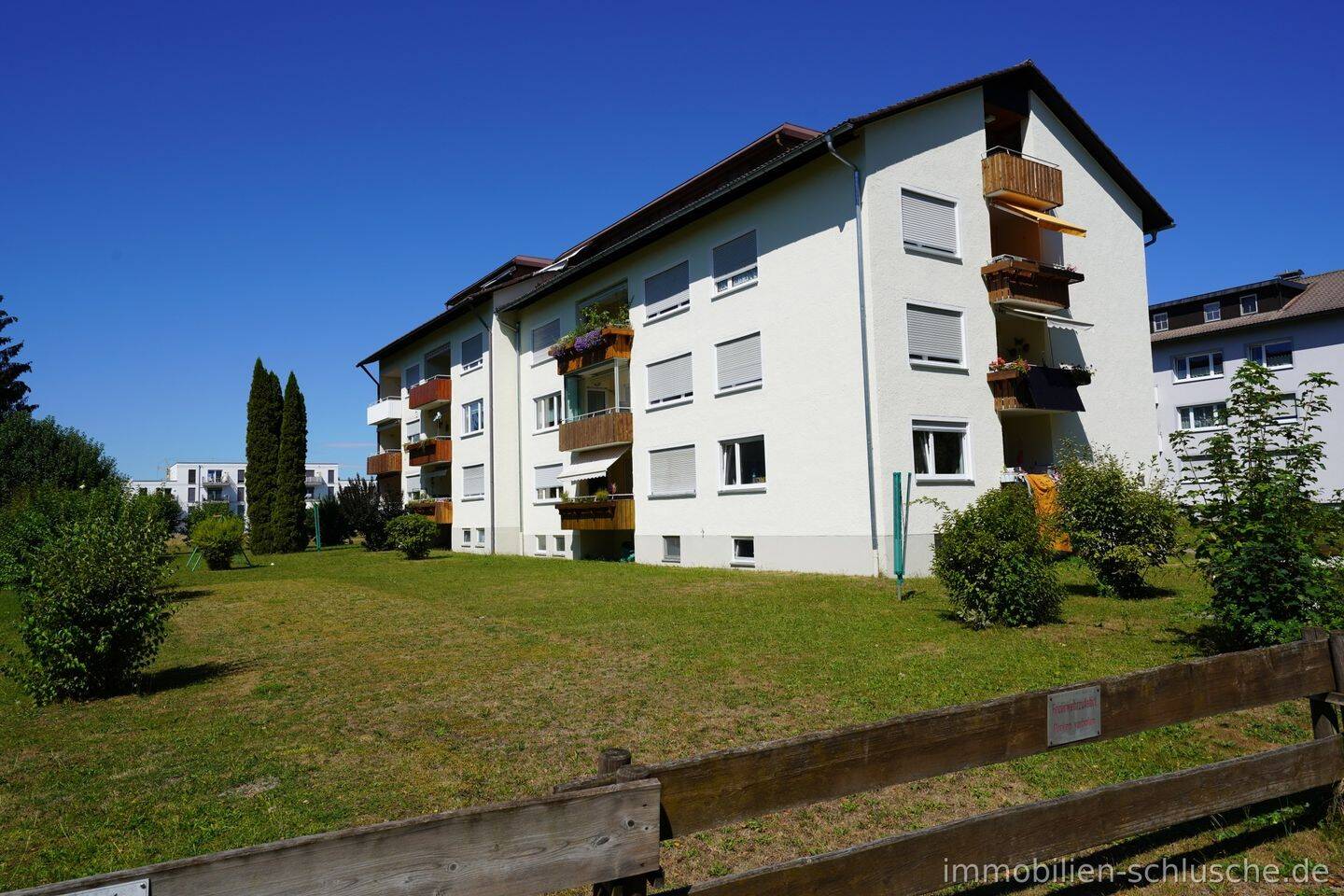Möbelierte 3,5 Zi. DG Wohnung in Isny wahlweise mit oder ohne Garage, 88316 Isny im Allgäu