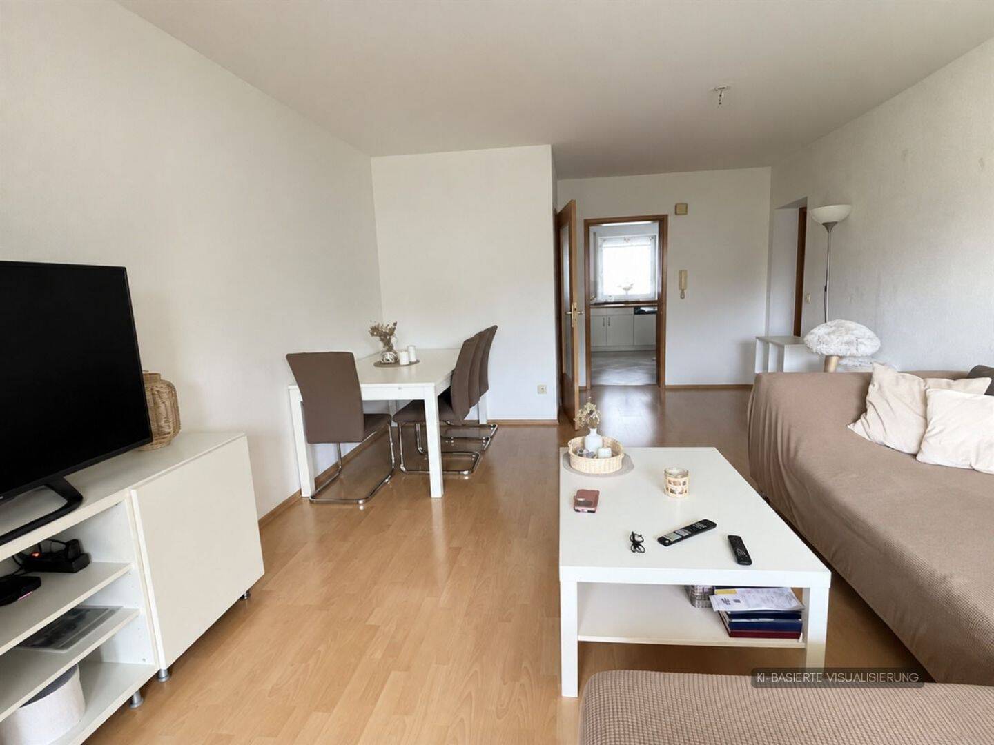 Sonnige 3-Zimmer-Wohnung mit Balkon, Gartenanteil und 2 Außenstellplätzen, 96199 Zapfendorf