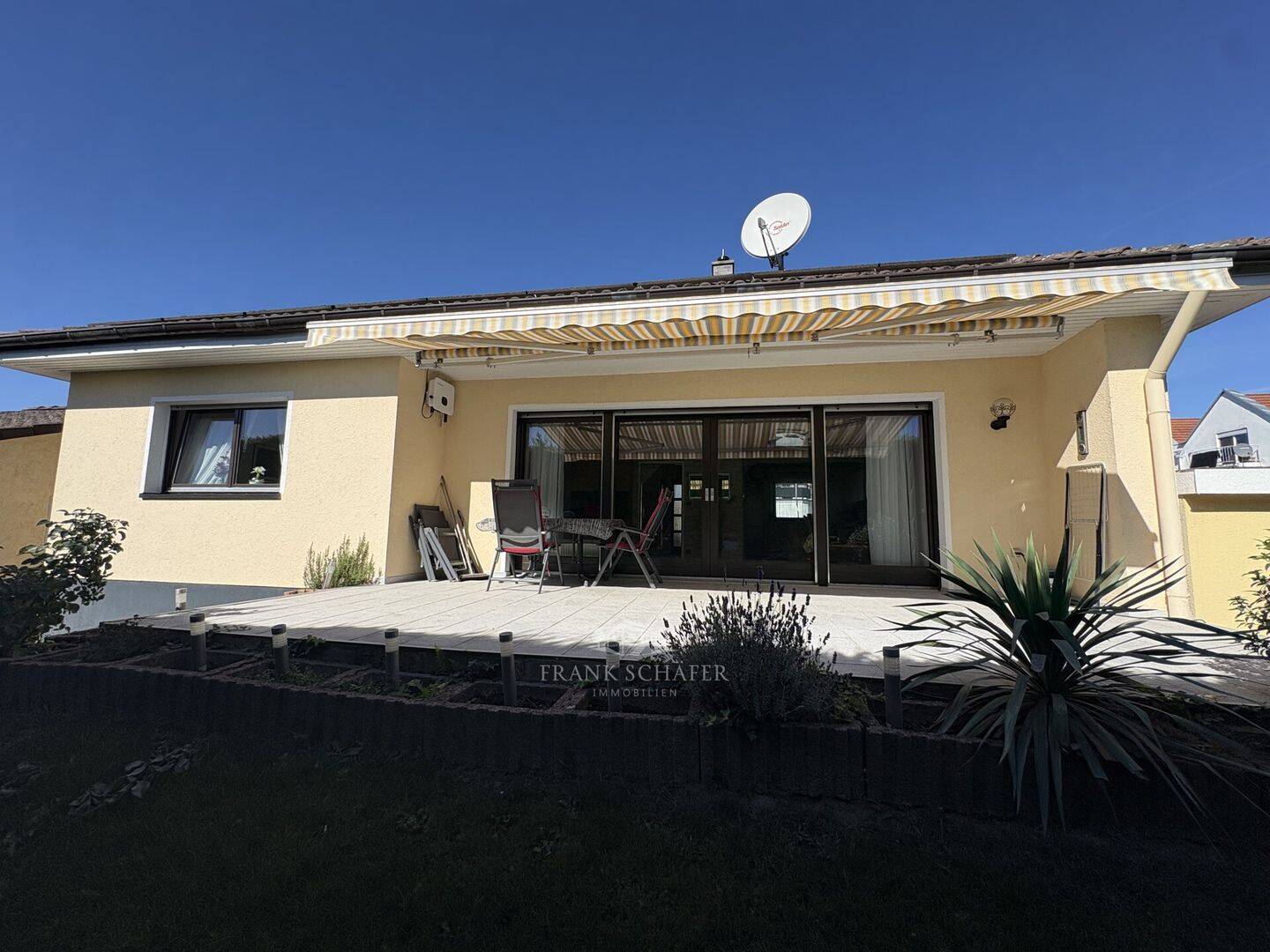 PROVISIONSFREI! Bungalow mit ca. 103m² Wfl. & reichlich wohnlich nutzbarer Zusatzfläche in Gimbsheim, 67578 Gimbsheim
