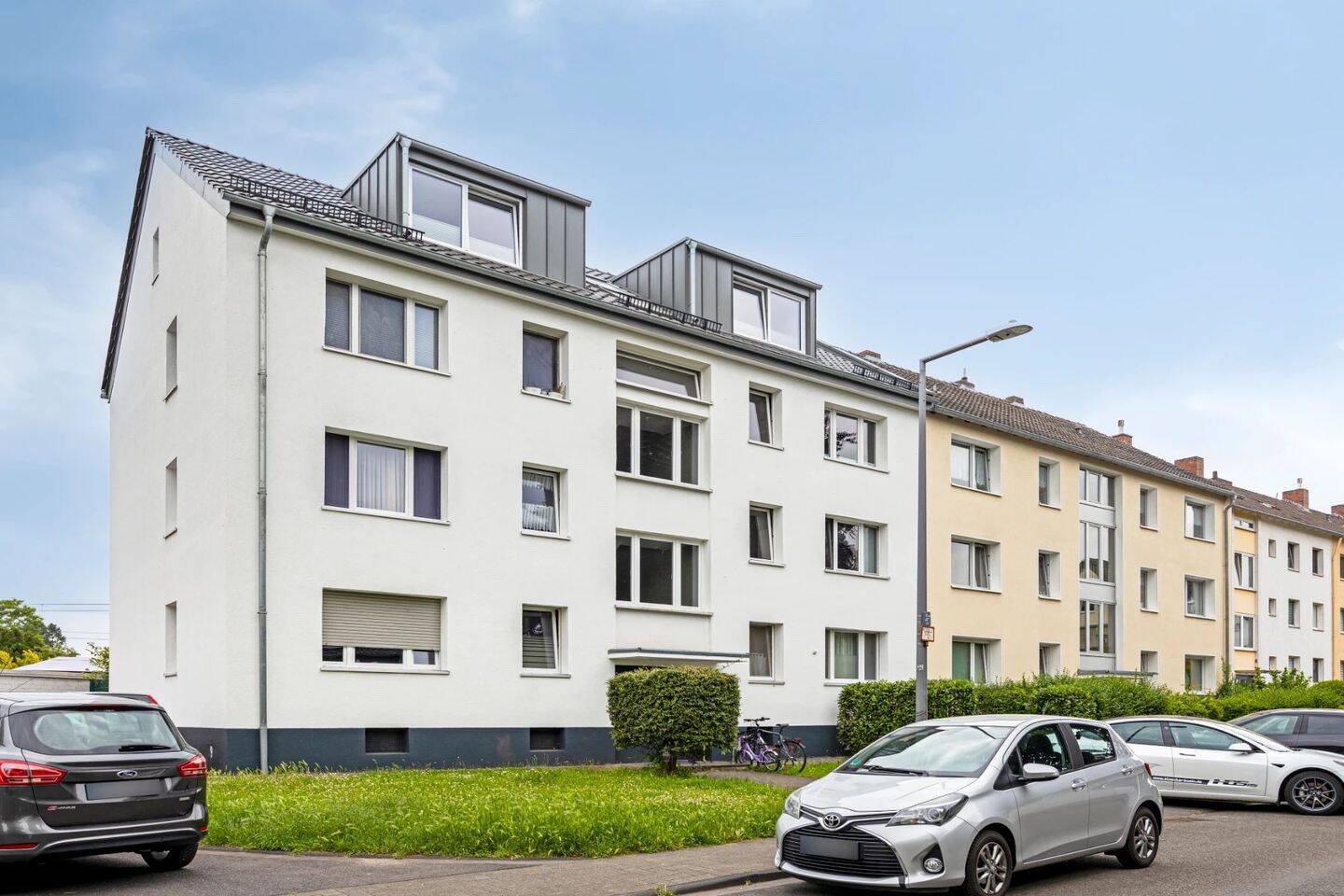 2-Zimmer-Wohnung mit Balkon in Longerich!, 50737 Köln (Nippes Longerich Weidenpesch)