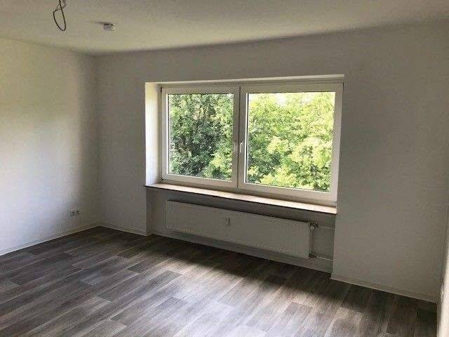 VIEL PLATZ – VIEL LICHT – Toll aufgeteilte Wohnung mit Tageslichtbad und Loggia – 1. Obergeschoss, 38678 Clausthal-Zellerfeld