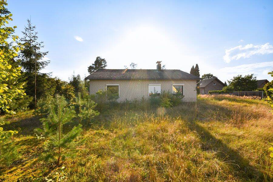 Eigene Wohnideen erwünscht! Ebenerdiges Einfamilienhaus auf großzügigem Grundstück nahe Gifhorn., 29369 Ummern