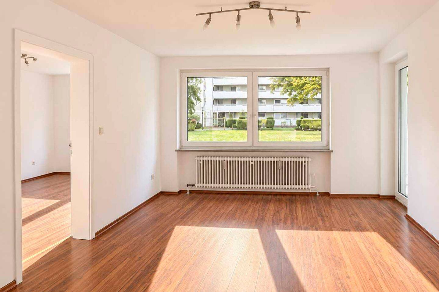 Leerstehende 2,5 Zimmer Wohnung in ruhiger Lage, 81476 München (Thalk. Obersendl.-Forsten-Fürstenr.-Solln)