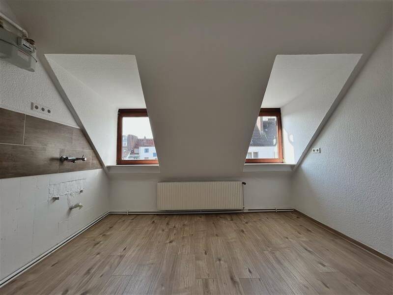 Helle 2-Zimmer-Etagenwohnung in Bremerhaven, 27570 Bremerhaven (Geestemünde)