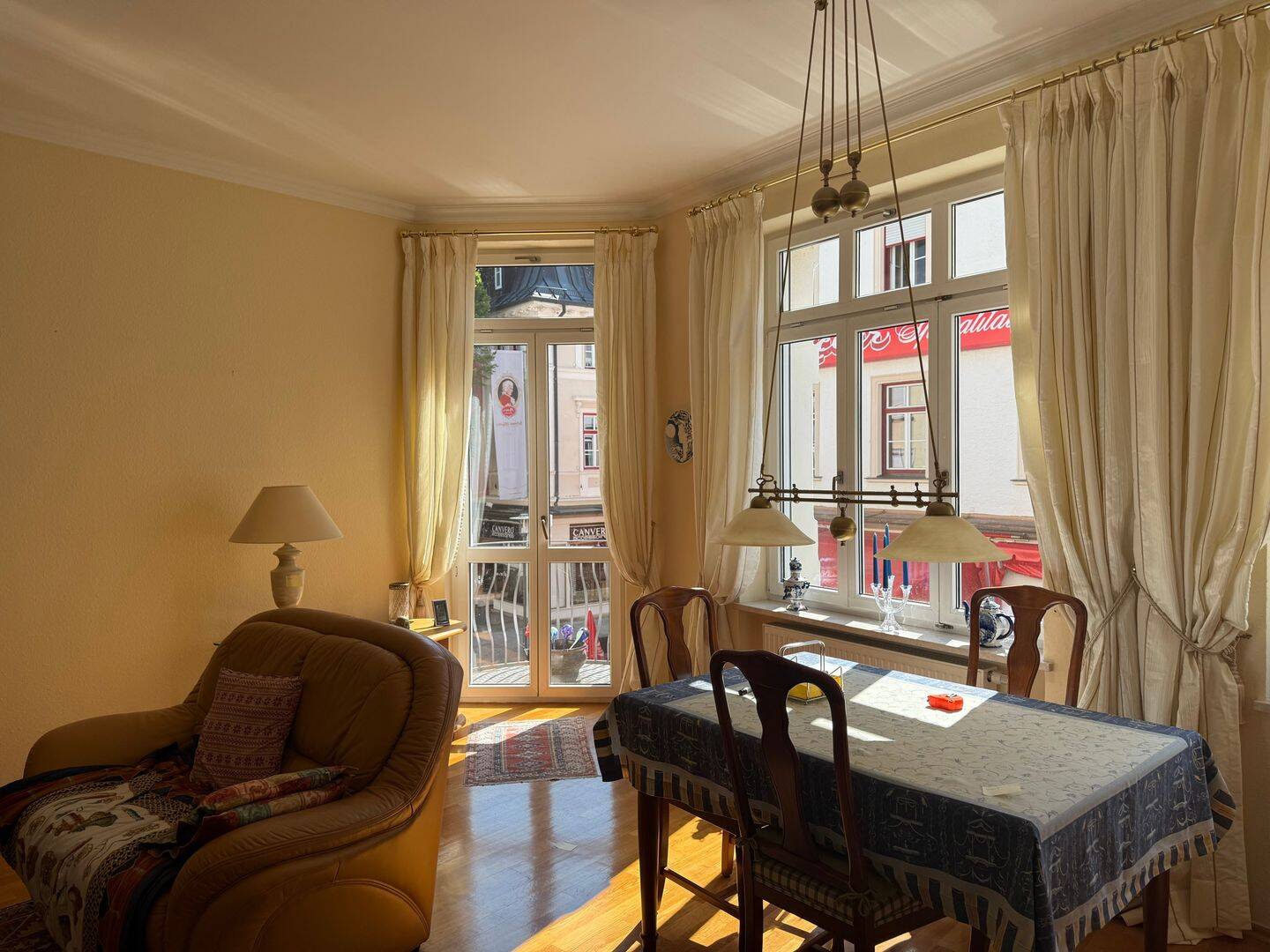 Zentral und großzügig. Wunderbare 3-Zimmer-Stadtwohnung in Bad Reichenhall, 83435 Bad Reichenhall