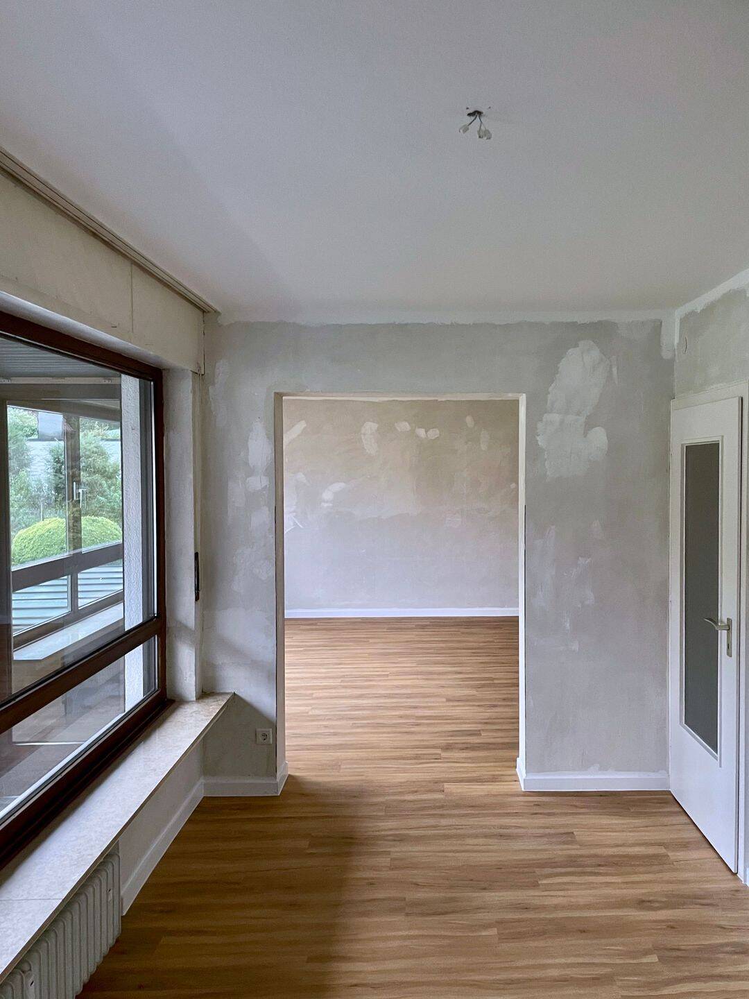 Gemütliche und umfassend renovierte 4-Zimmer-Wohnung in Toplage, in der Sieker Schweiz (Bielefelder Osten), 33605 Bielefeld (Sieker Stieghorst)
