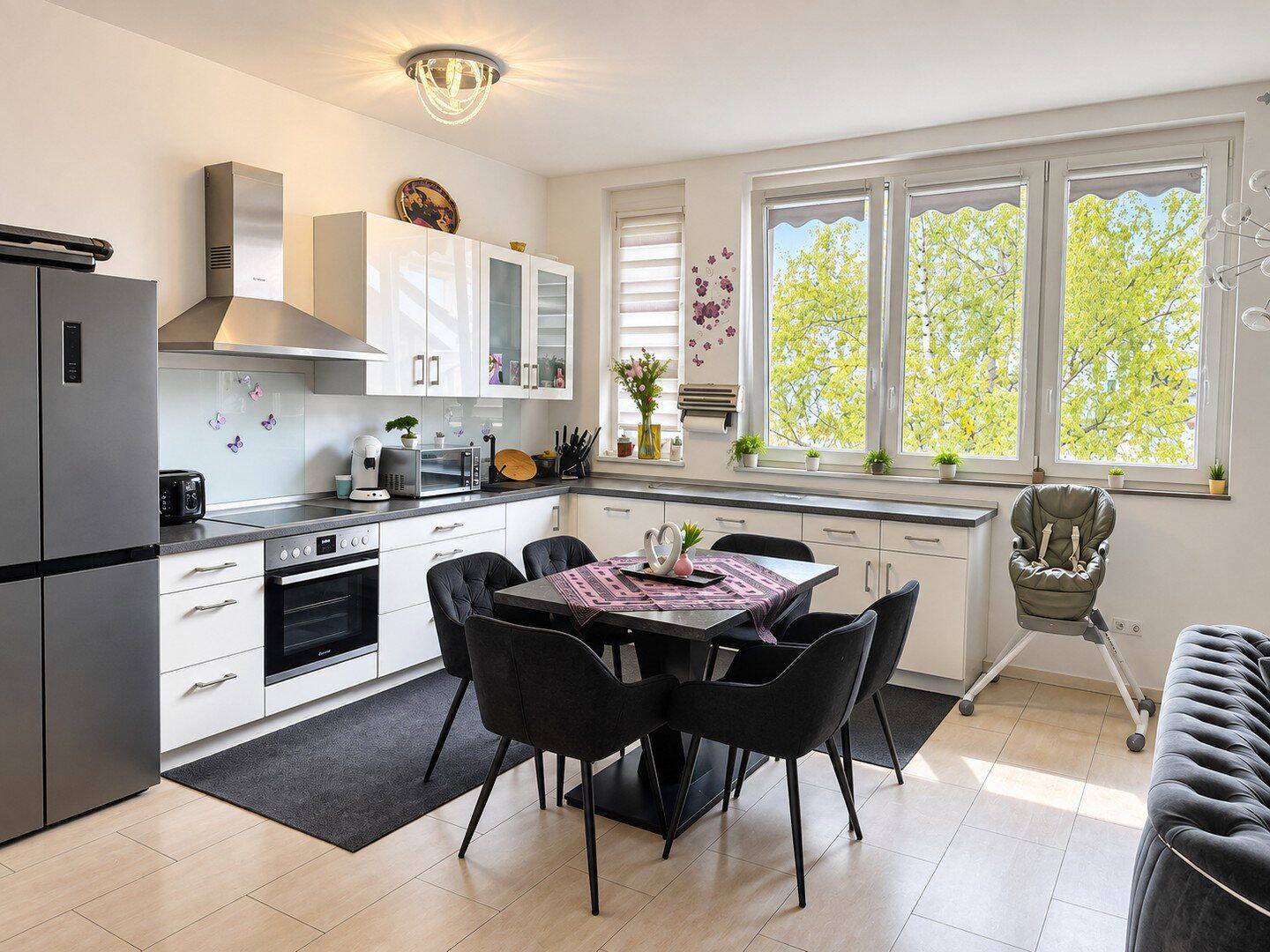 114 m² Loftwohnung mit hohen Decken, Einbauküche, Balkon & Garage – zentral in Pforzheim, 75172 Pforzheim (Brötzingen Innenstadt Südweststadt Weststadt)