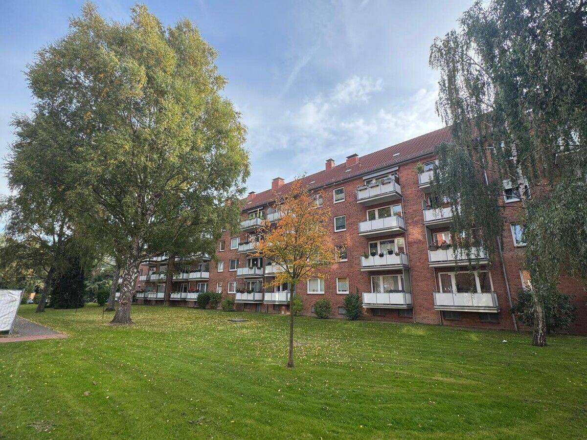 2- Zimmer-Eigentumswohnug mit Balkon in Lübeck-St. Jürgen (Nähe Uni und Sana Klinik), 23562 Lübeck (Sankt Jürgen)