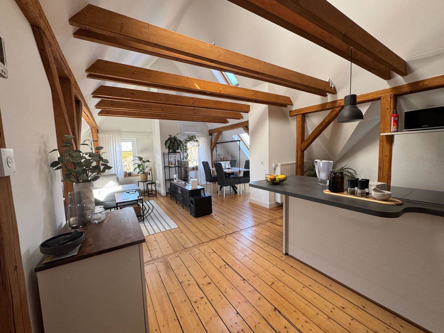 Stilvolle Altbauwohnung im Dachgeschoss / Peine-Zentrum, 31224 Peine