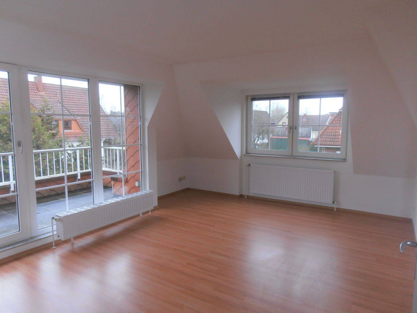 Gemütliche 2-Zimmer-Wohnung mit Balkon in ruhiger Lage von Lilienthal-Falkenberg – Nähe zur Straßenbahn, 28865 Lilienthal