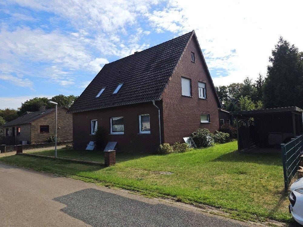 Einfamilienhaus mit Einliegerwohnung und Vollkeller in Eystrup zu verkaufen, 27324 Eystrup