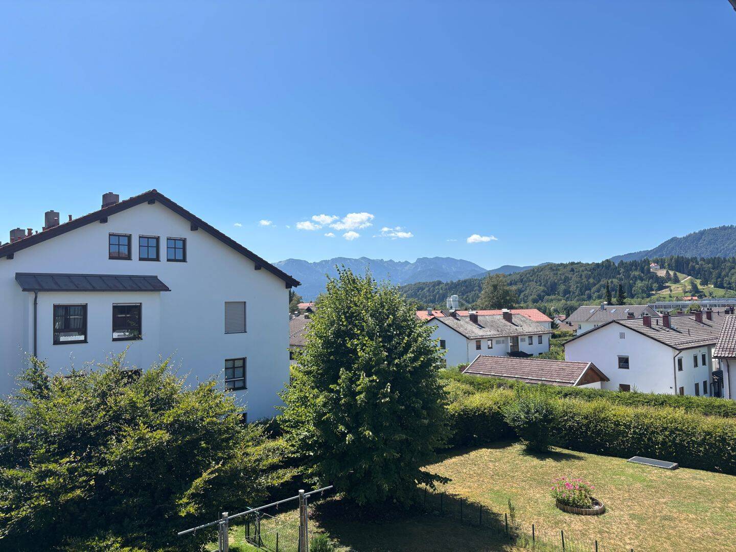 Bad Tölz – Maisonette-DG-Wohnung mit insgesamt ca. 100 m² nutzbarer Fläche auf zwei Ebenen, 83646 Bad Tölz