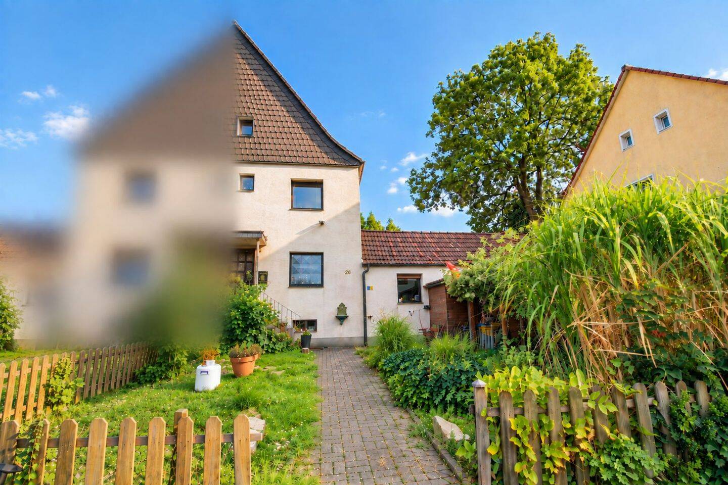 Doppelhaushälfte in Dortmund-Huckarde mit ca. 134 m² Wohnfläche und großem Garten, 44369 Dortmund