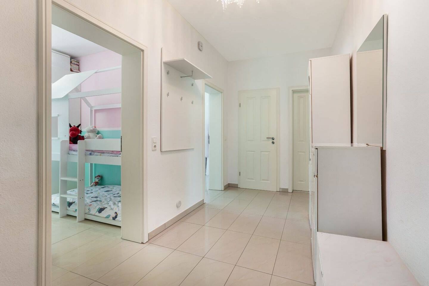 Helle, sehr gut gepflegte 3-Zimmer-Wohnung in ruhiger Wohnlage von Köln-Buchheim, 51067 Köln (Mülheim Buchheim Dellbrück Holweide)